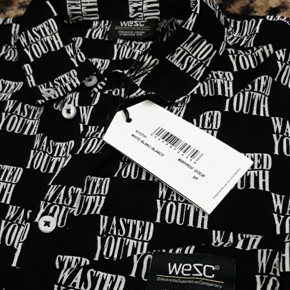 Wasted Youth Black White Graphic Logo Button Shirt WESC Sweden New Small S Mens - Picture 5 of 6